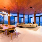 Modern Villa With Unmatched Skyline Views