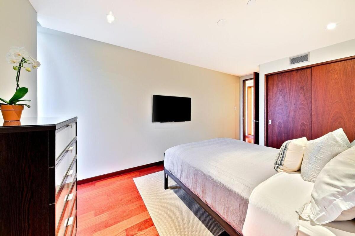 Ferienhaus Modern With Unmatched Skyline Views *